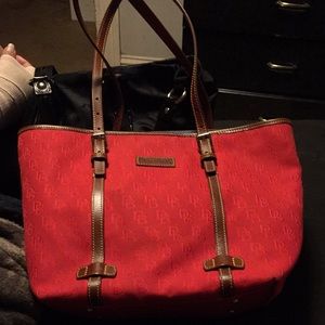 EXCELLENT used condition Dooney & Bourke Tote Bag